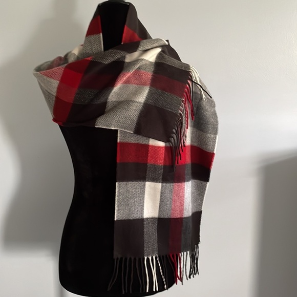 Plaid Winter Scarf - Cashmink - Picture 3 of 4